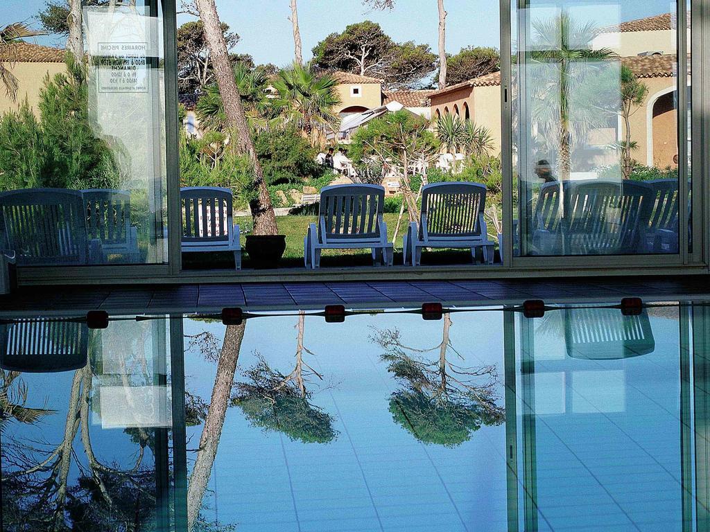 Ibis Thalassa Hyeres Plage Esterno foto