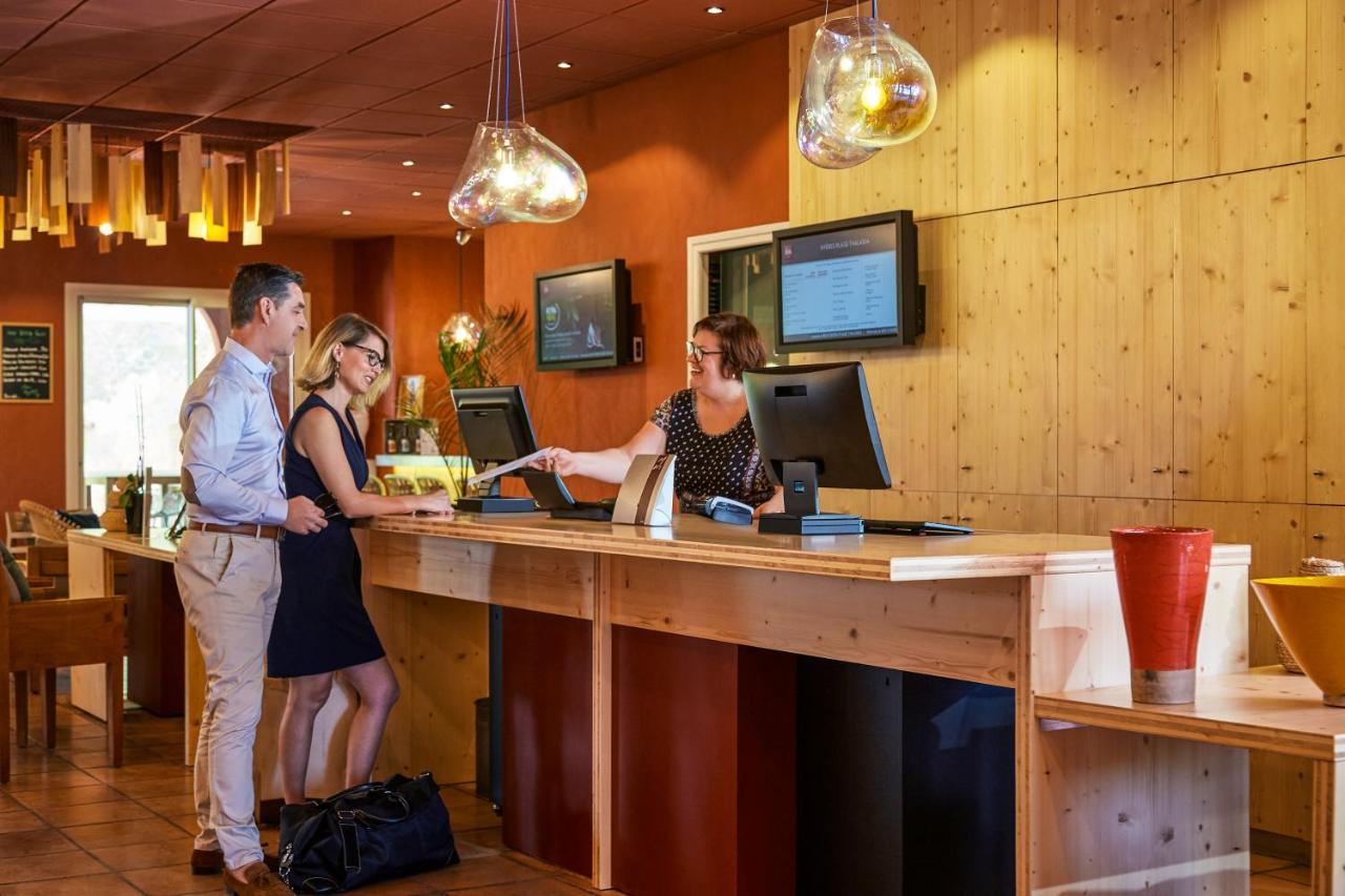 Ibis Thalassa Hyeres Plage Esterno foto