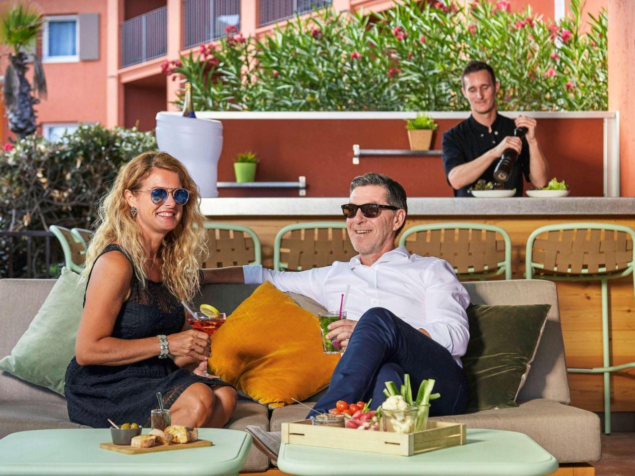 Ibis Thalassa Hyeres Plage Esterno foto